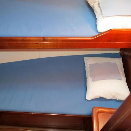 Yacht Bavaria 42 - Roxana Botel *