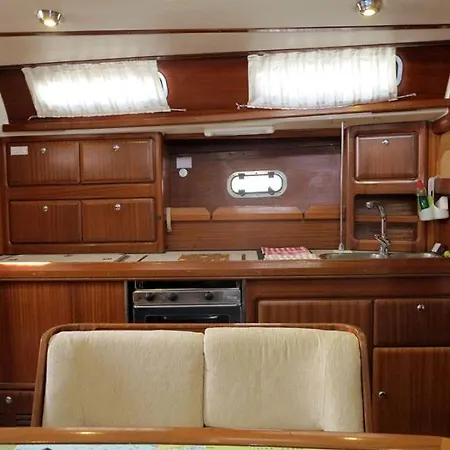 Yacht Bavaria 42 - Roxana * Constanta